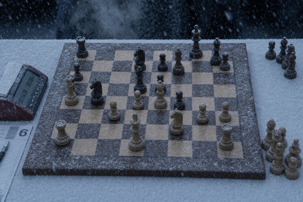 编辑后效果图：棋盘变冬夜场景（编辑接口示例）