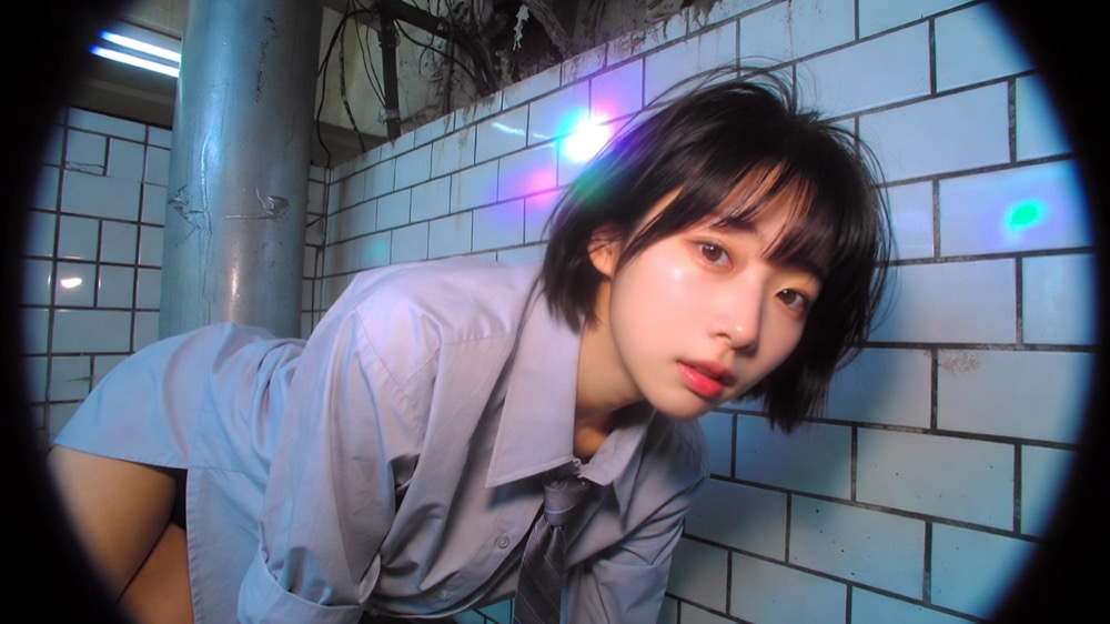 生成图：针孔鱼眼日系人像 03